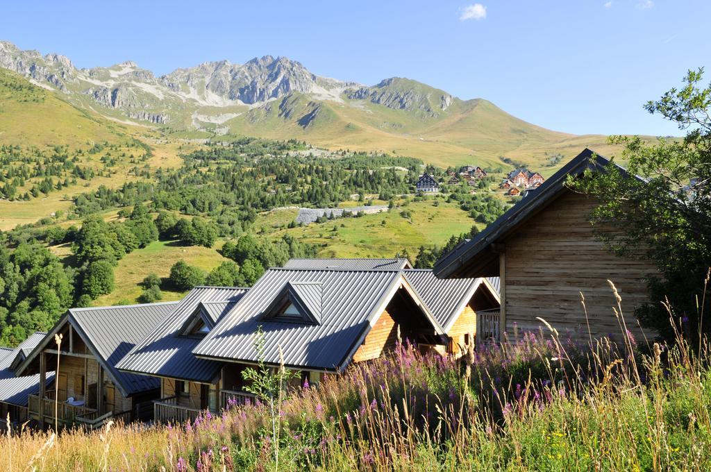 Residence Goelia Le Village Gaulois Saint-Francois-Longchamp Bagian luar foto