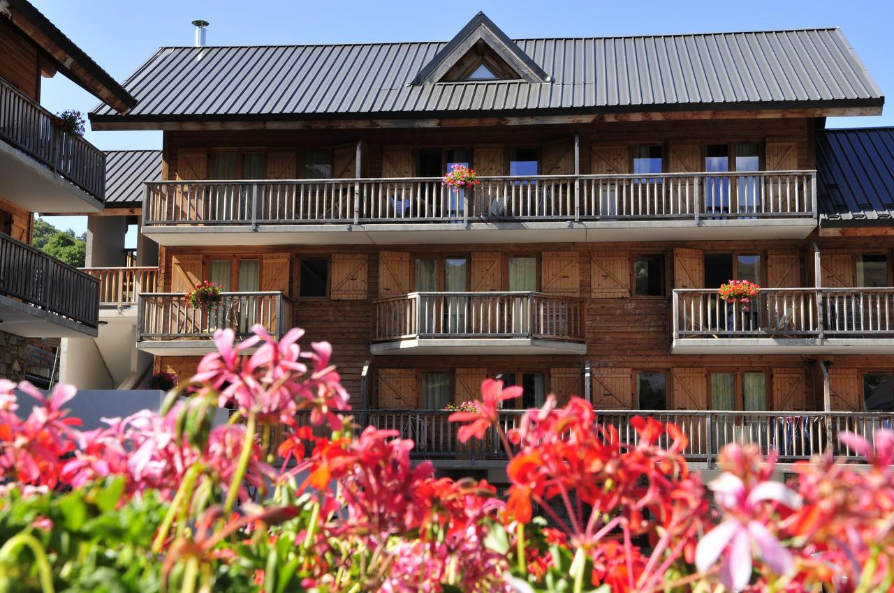 Residence Goelia Le Village Gaulois Saint-Francois-Longchamp Bagian luar foto