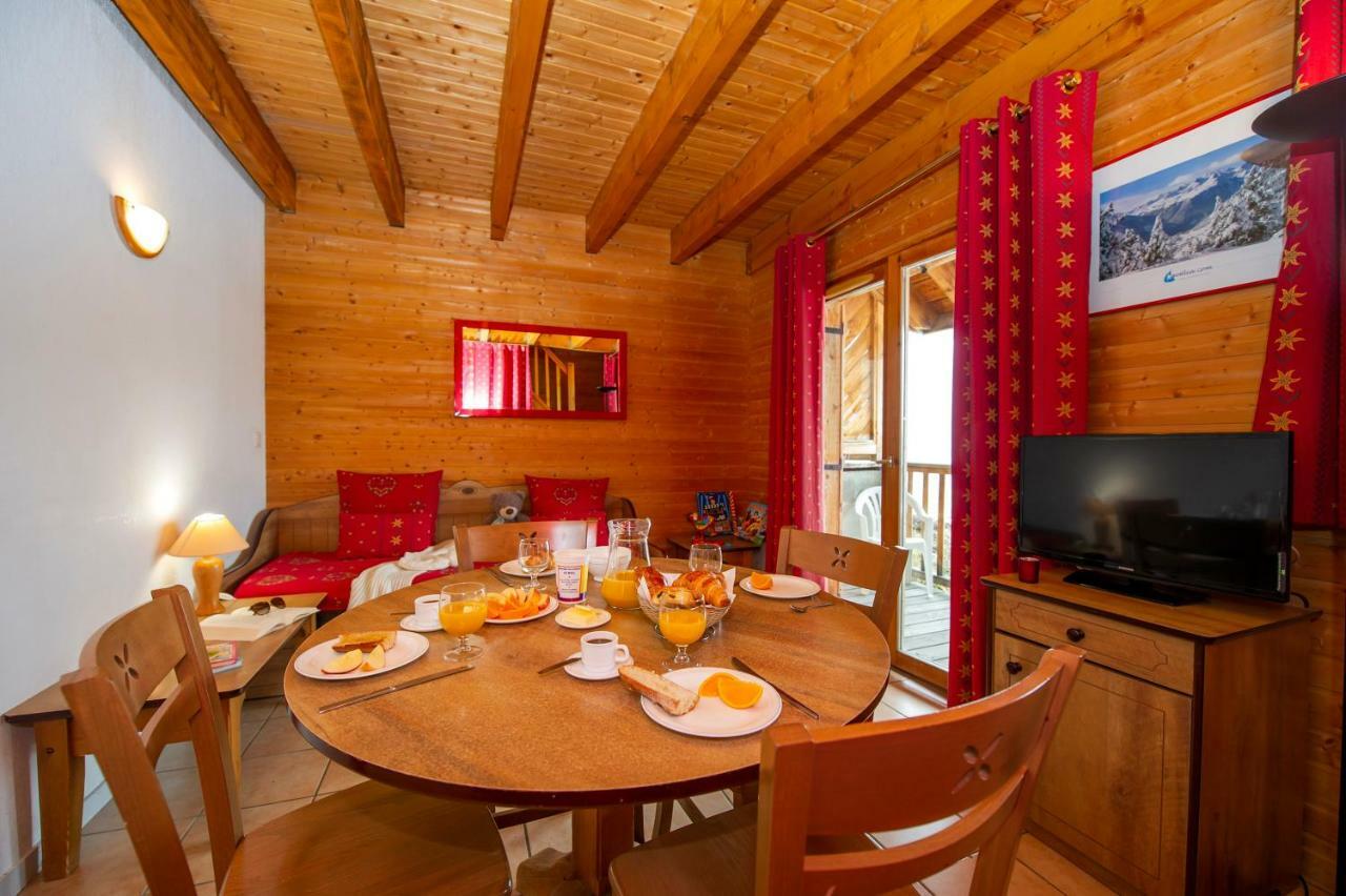 Residence Goelia Le Village Gaulois Saint-Francois-Longchamp Bagian luar foto